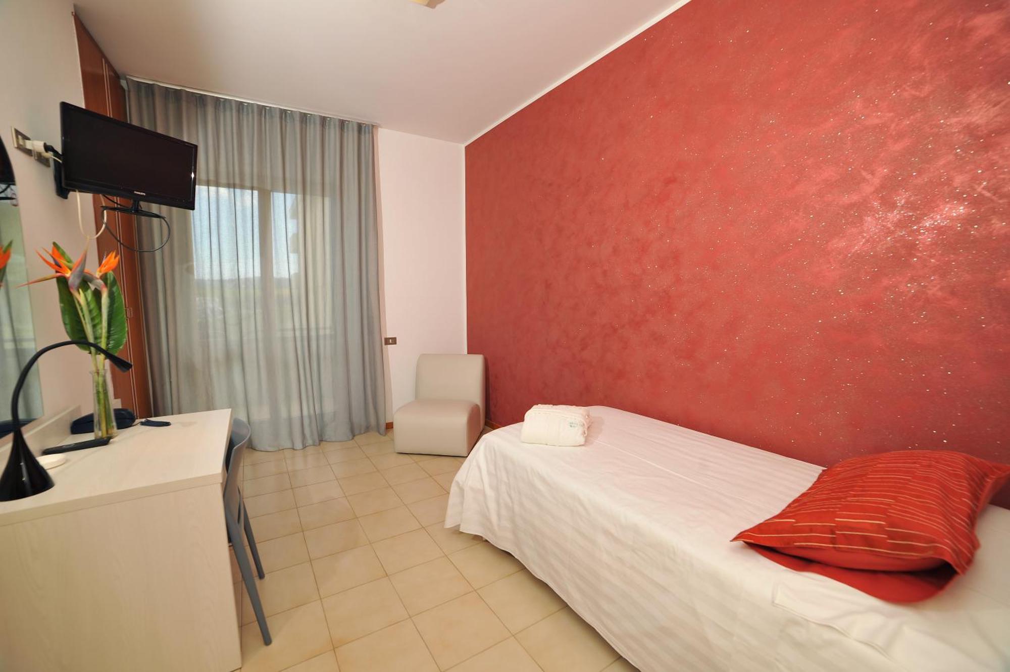 Hotel San Crispino Morrovalle Eksteriør billede