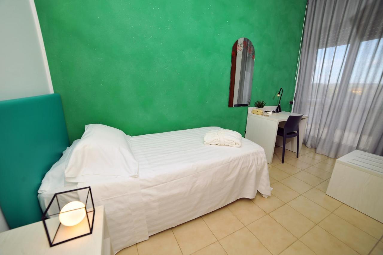 Hotel San Crispino Morrovalle Eksteriør billede