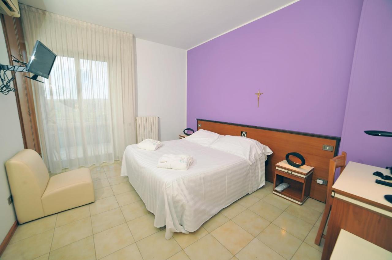 Hotel San Crispino Morrovalle Eksteriør billede