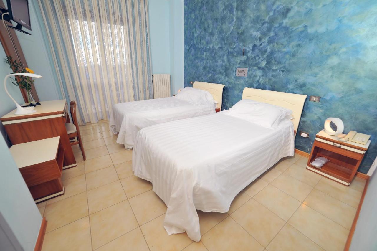 Hotel San Crispino Morrovalle Eksteriør billede